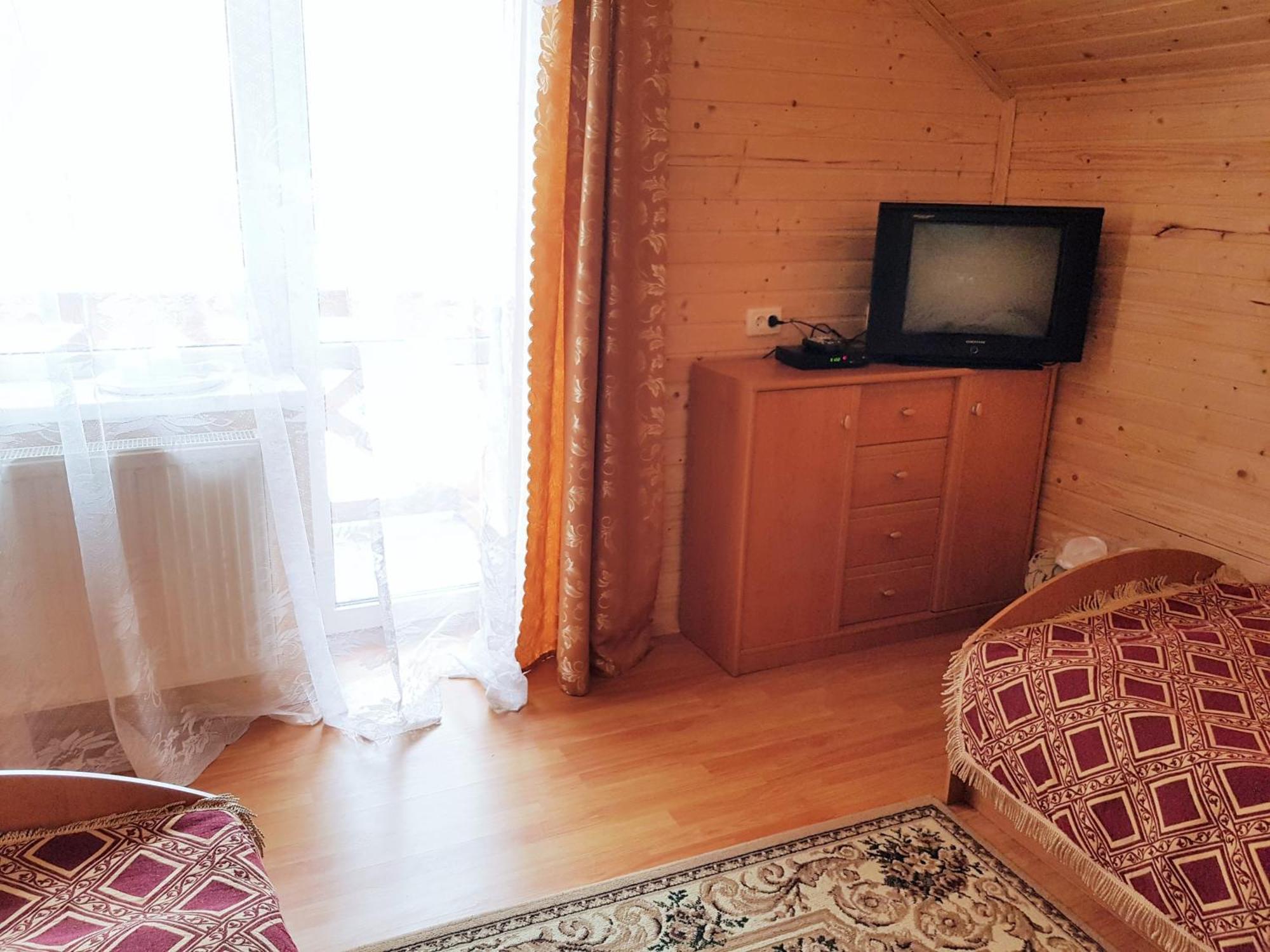 Karpatski Zori Hotel Bukovel Quarto foto